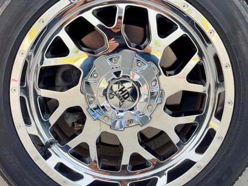 Used 2013 Ford F150 XLT w/ Luxury Equipment Group RWD image 12