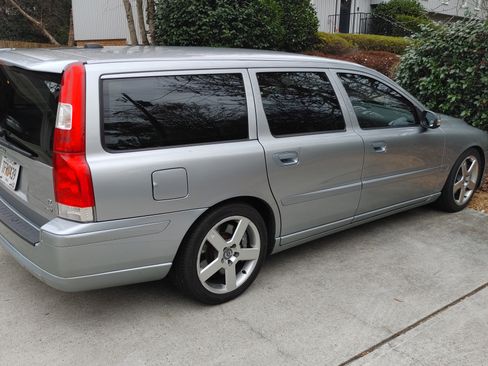 Used 2007 Volvo V70 R image 4