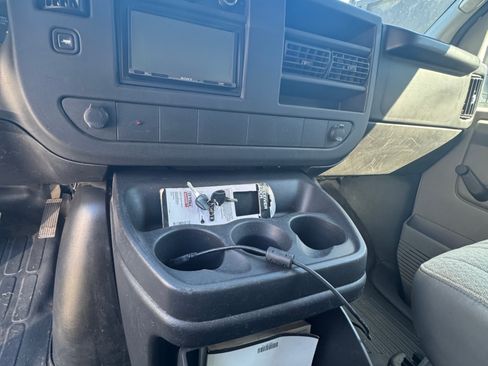 Used 2008 GMC Savana 2500 image 10