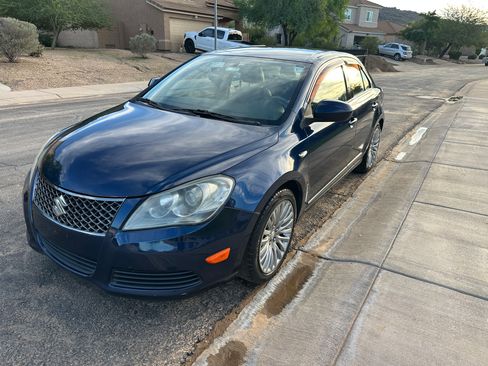 Used 2011 Suzuki Kizashi SE image 9