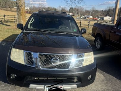 Used 2011 Nissan Pathfinder LE w/ Protection Pkg
