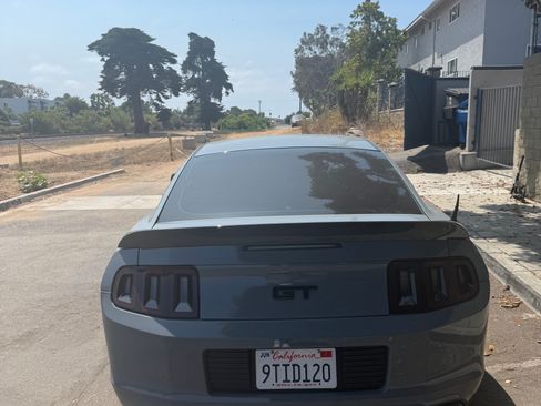 Used 2014 Ford Mustang GT image 8