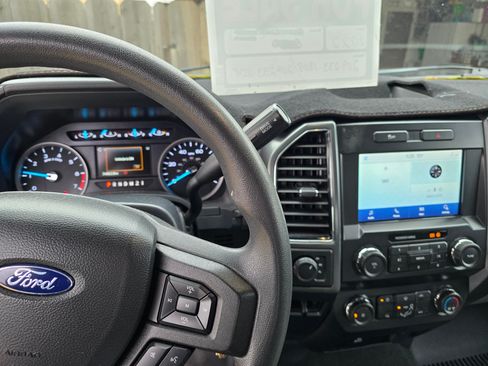 Used 2022 Ford F250 XLT image 2