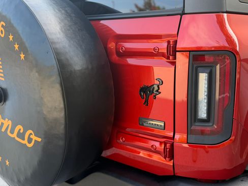 Used 2023 Ford Bronco Wildtrak AWD/4WD image 4