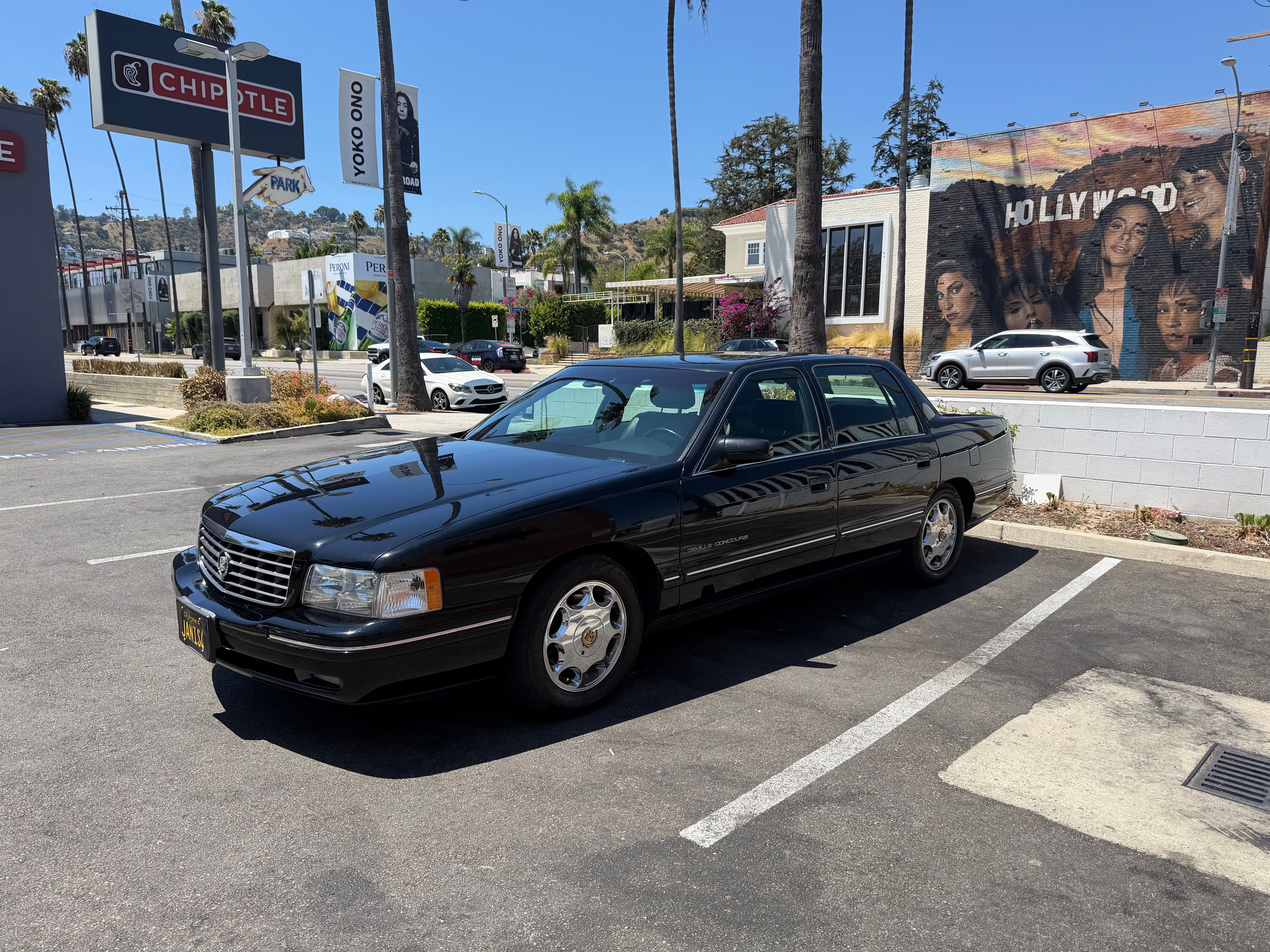 Used 1997 Cadillac De Ville Concours w/ Safety/Security Pkg FWD image 15