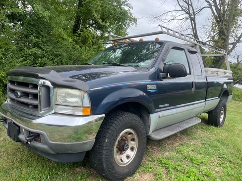 Used 2002 Ford F350 4x4 SuperCab Super Duty image 1