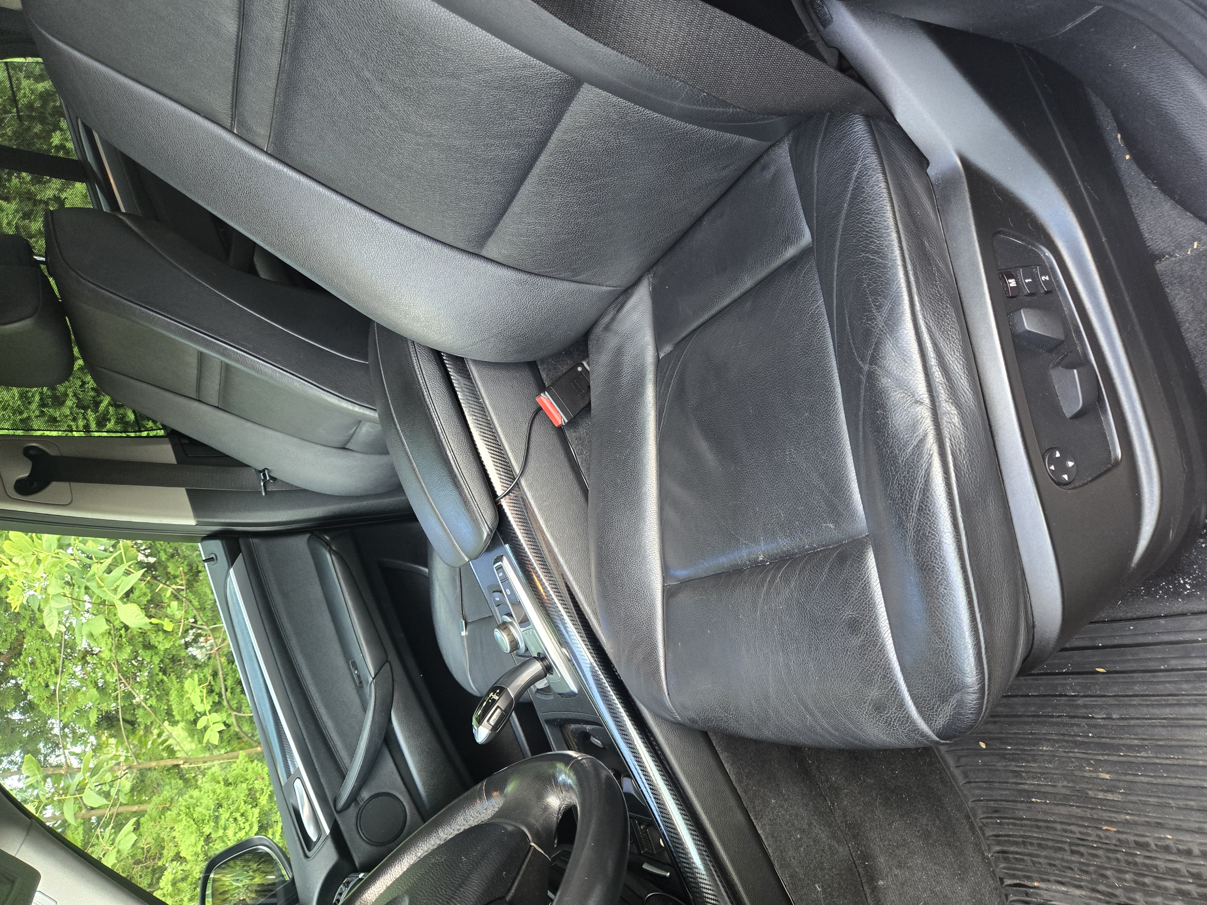Used 2009 BMW X5 xDrive48i AWD/4WD image 9