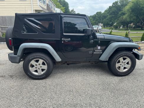 Used 2011 Jeep Wrangler Sport AWD/4WD image 5