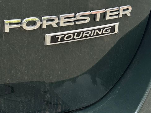 Used 2024 Subaru Forester Touring AWD/4WD image 5