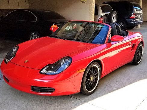 Used 2002 Porsche Boxster RWD image 2