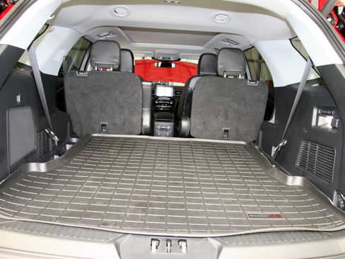 Used 2022 Ford Explorer Limited w/ Equipment Group 301A image 26