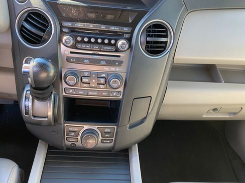 Used 2013 Honda Pilot Touring image 8