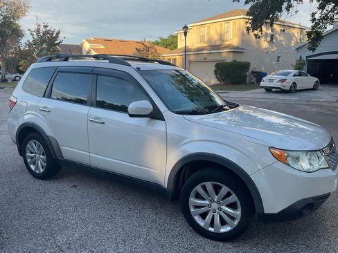 Used 2011 Subaru Forester 2.5X Limited image 12
