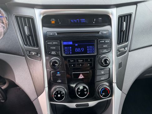 Used 2014 Hyundai Sonata GLS image 13