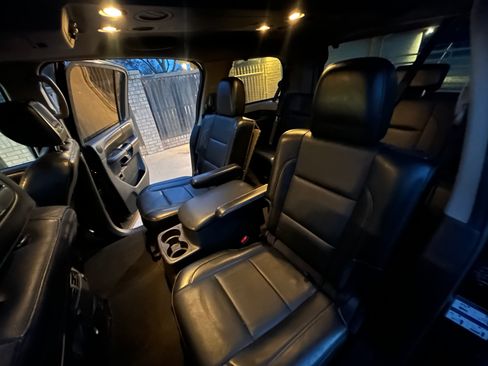 Used 2013 Nissan Armada Platinum image 13