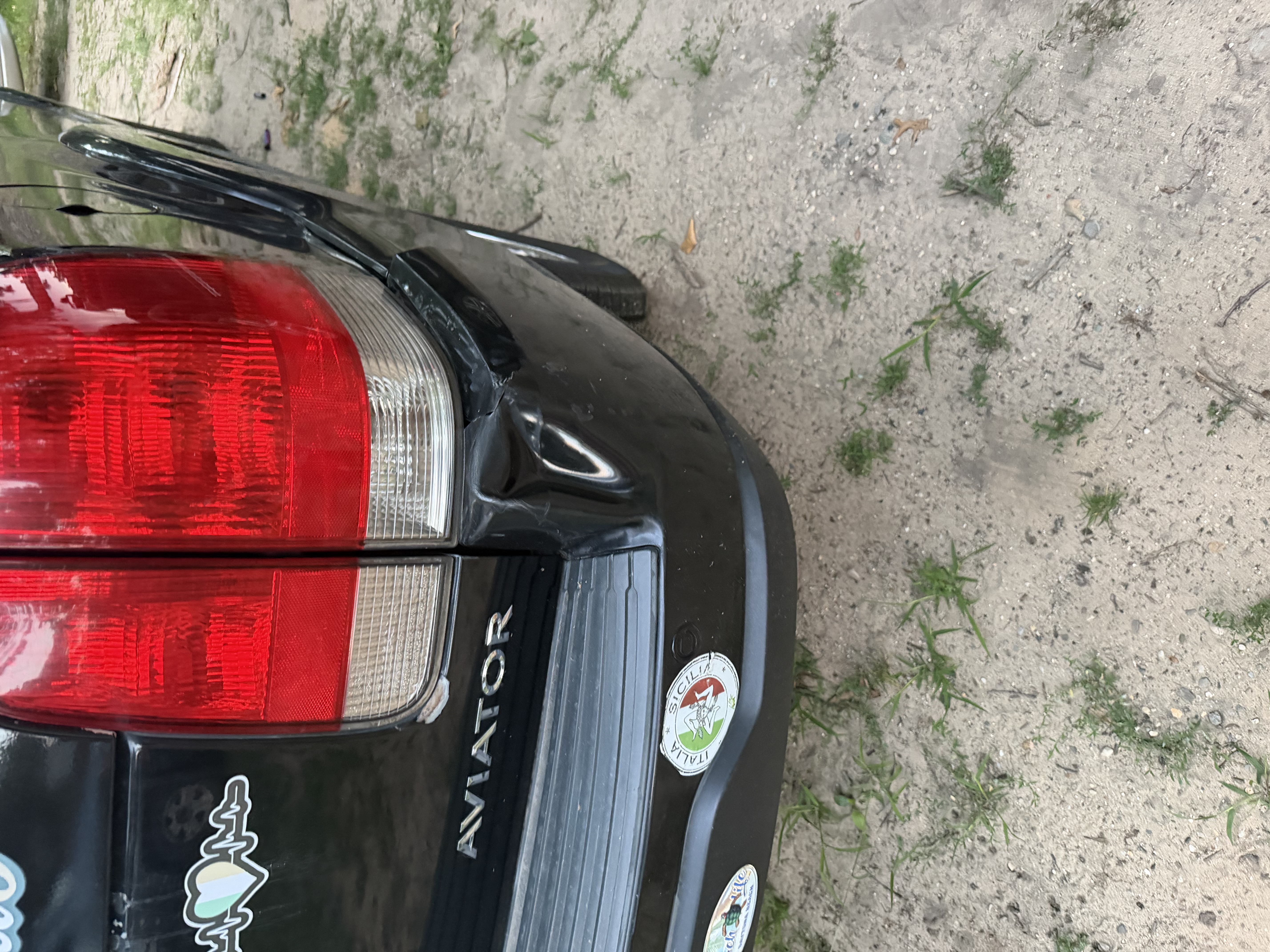 Used 2005 Lincoln Aviator AWD image 5