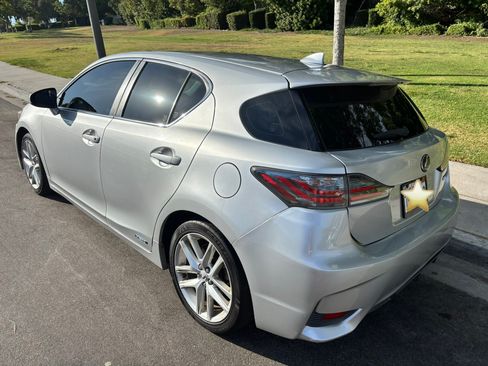 Used 2014 Lexus CT 200h FWD image 13