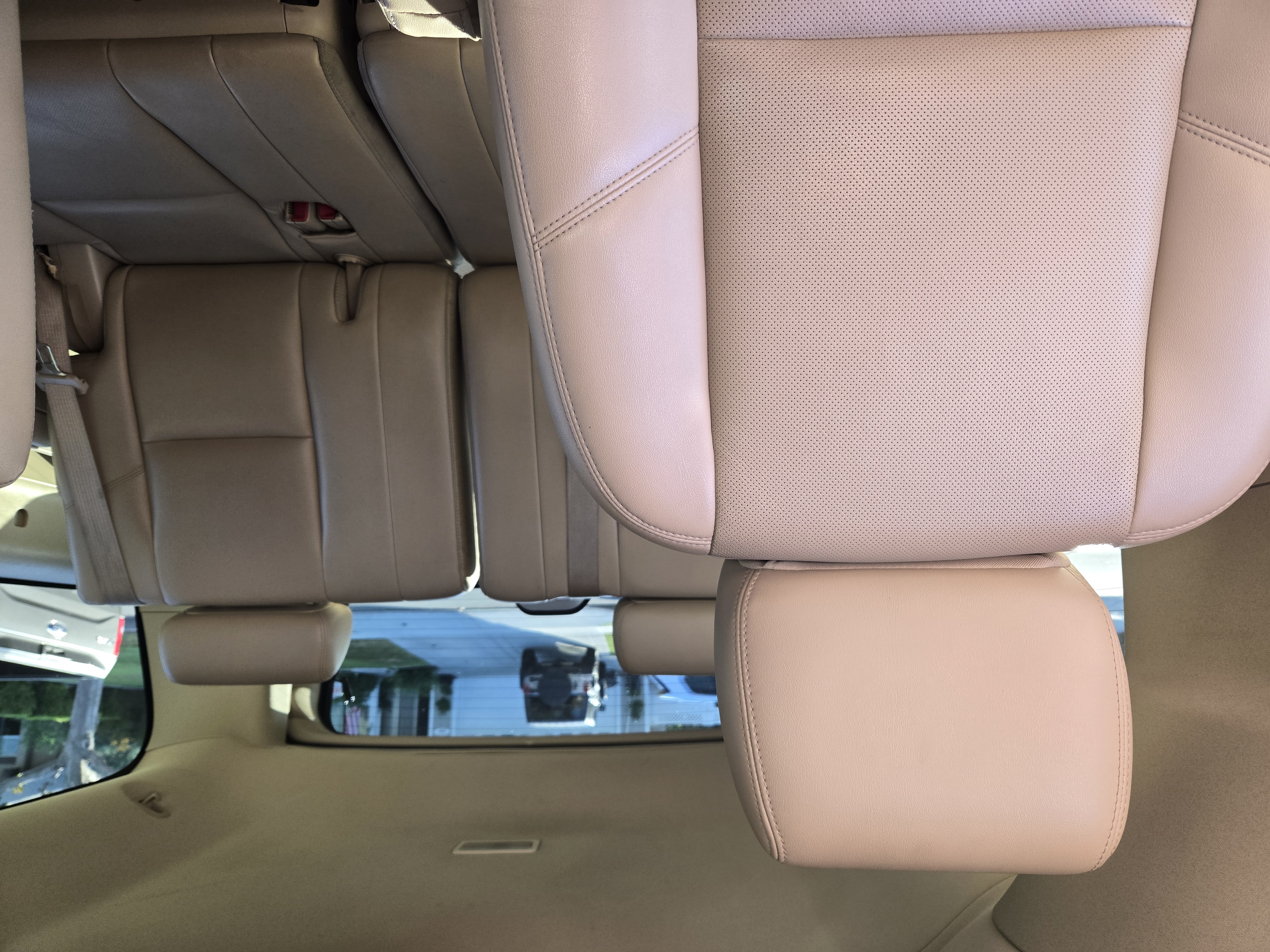Used 2013 GMC Yukon XL Denali AWD/4WD image 13