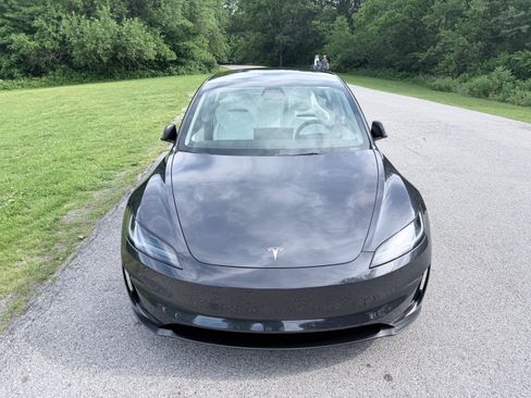 Used 2024 Tesla Model 3 Performance AWD/4WD image 2