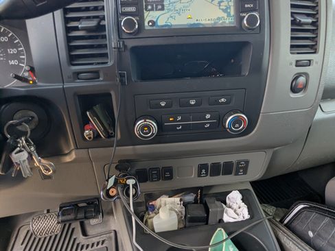 Used 2018 Nissan NV 2500 SV w/ Navigation Package image 11