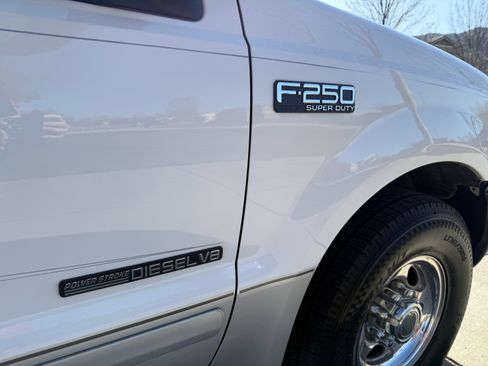 Used 2002 Ford F250 2WD Crew Cab Super Duty image 12