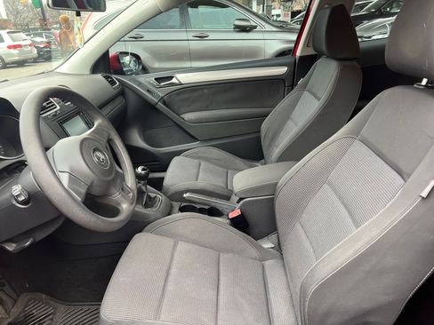 Used 2012 Volkswagen Golf 2-Door image 20