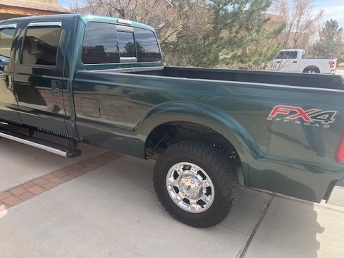 Used 2012 Ford F250 Lariat w/ Chrome Pkg image 6
