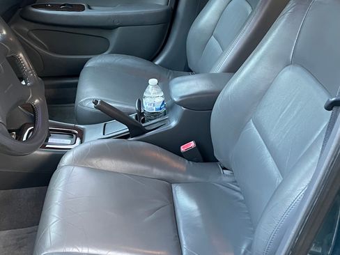 Used 2000 Toyota Camry XLE image 4