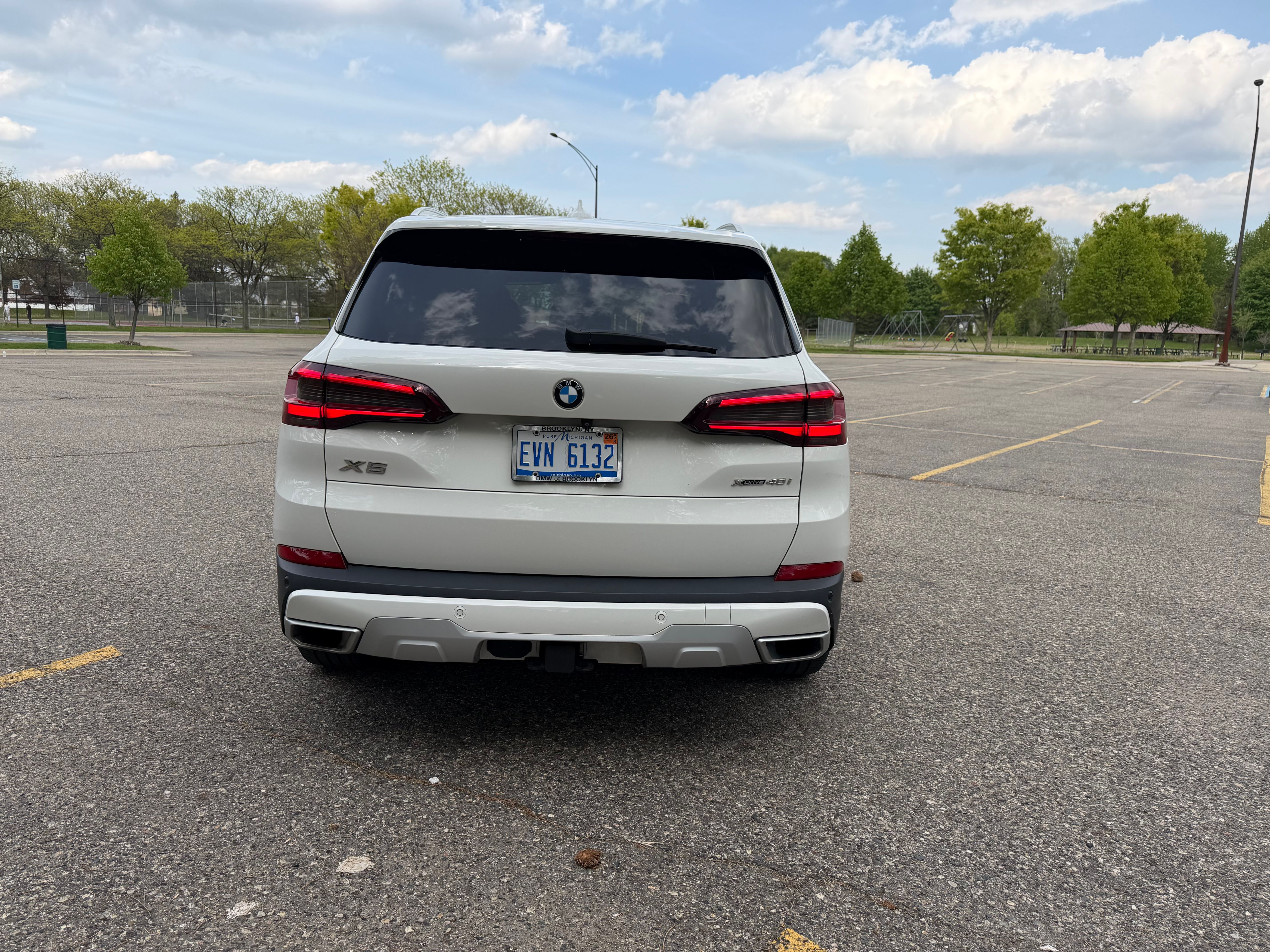 Used 2021 BMW X5 xDrive40i w/ Convenience Package AWD/4WD image 8