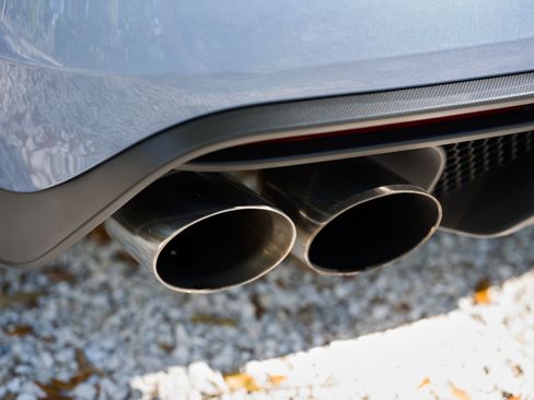 Used 2022 Ford Mustang Shelby GT500 w/ Carbon Fiber Track Pack image 32