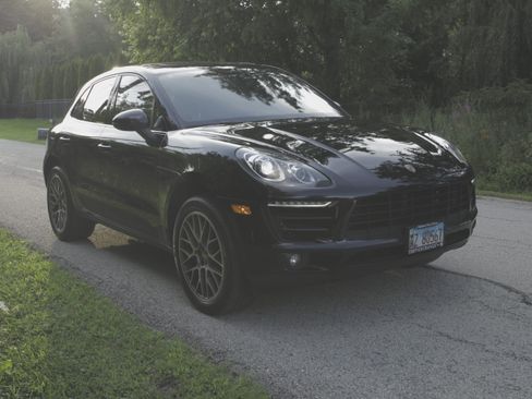 Used 2017 Porsche Macan S image 2