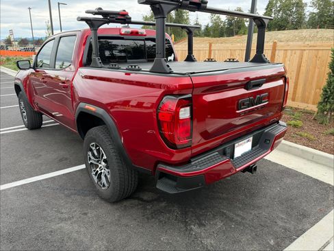 Used 2023 GMC Canyon AT4 w/ AT4 Premium Package AWD/4WD image 4
