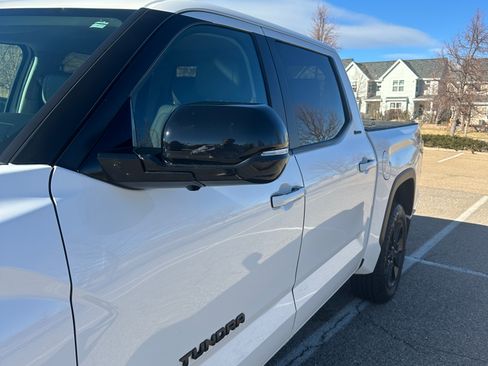 Used 2024 Toyota Tundra Limited image 8