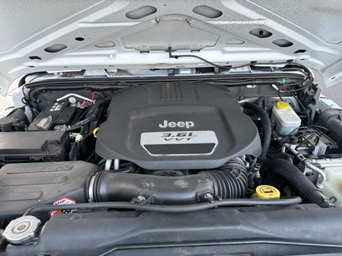 Used 2012 Jeep Wrangler Sport image 12