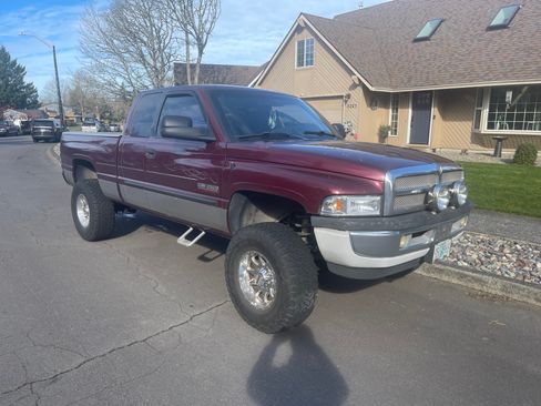 Used 2001 Dodge Ram 2500 Truck 4x4 Quad Cab image 8