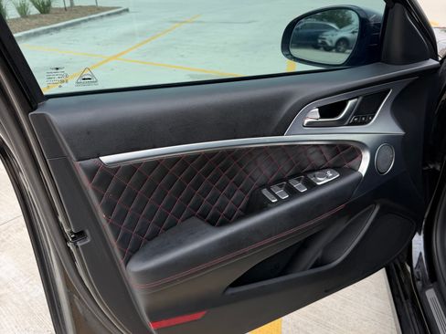 Used 2019 Genesis G70 3.3T Advanced w/ Sport Package RWD image 6