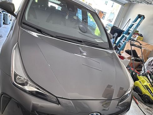 Used 2022 Toyota Prius LE image 5