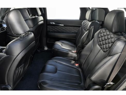 Used 2021 Hyundai Palisade Calligraphy image 6
