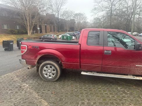 Used 2014 Ford F150 XLT w/ Equipment Group 302A Luxury image 14