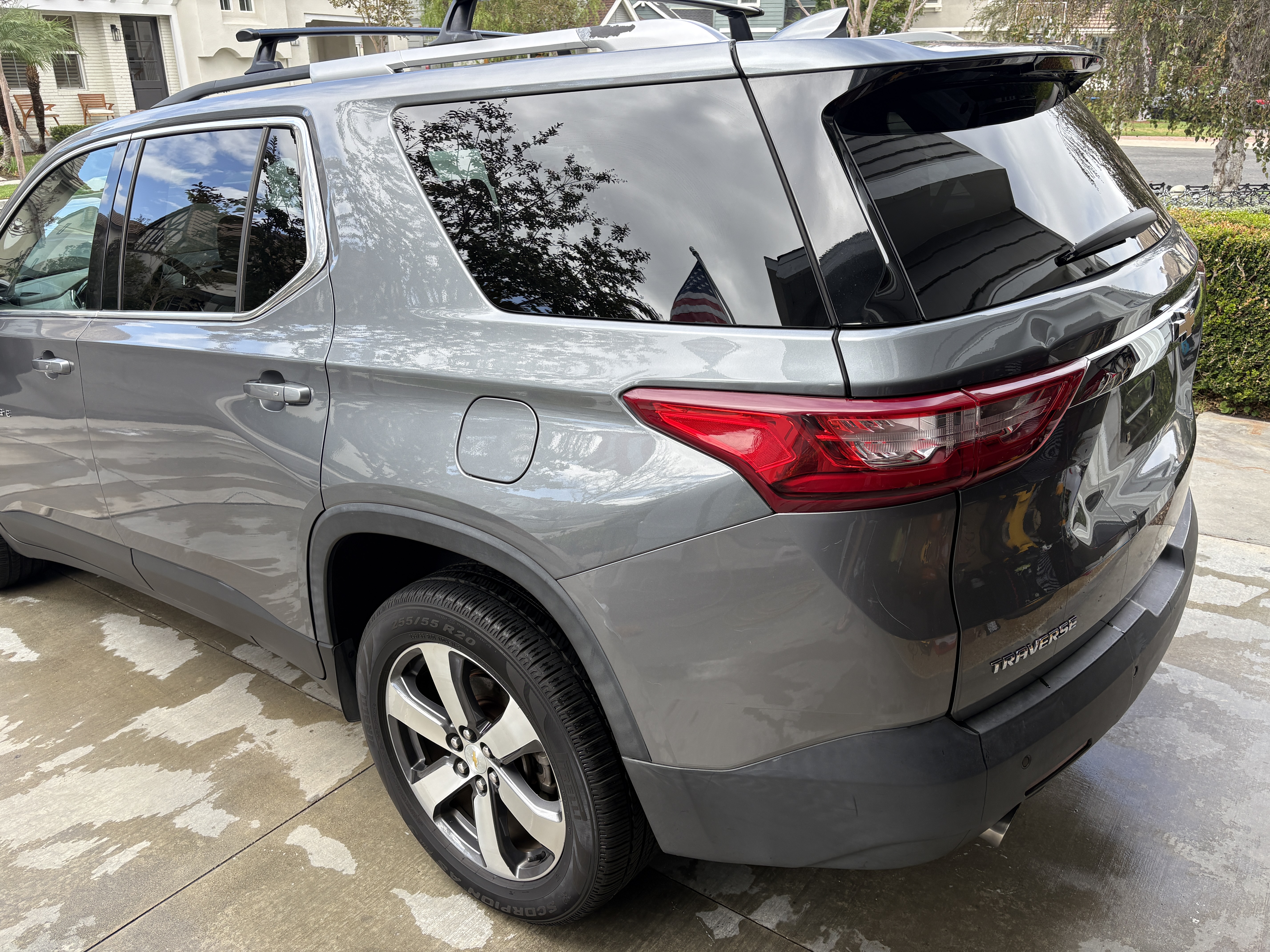 Used 2018 Chevrolet Traverse LT FWD image 5