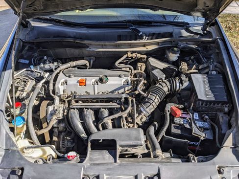 Used 2010 Honda Accord LX image 17