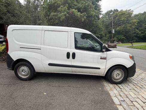 Used 2021 RAM ProMaster City Tradesman FWD image 14