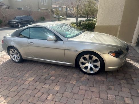 Used 2005 BMW 645Ci Convertible image 10