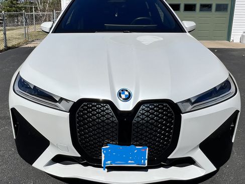 Used 2024 BMW iX xDrive50 w/ Sport Package image 1