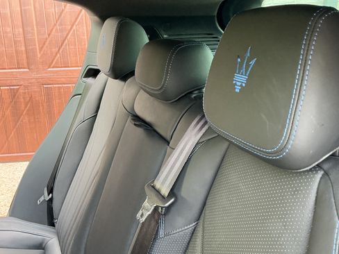 Used 2023 Maserati Grecale Modena AWD/4WD image 6
