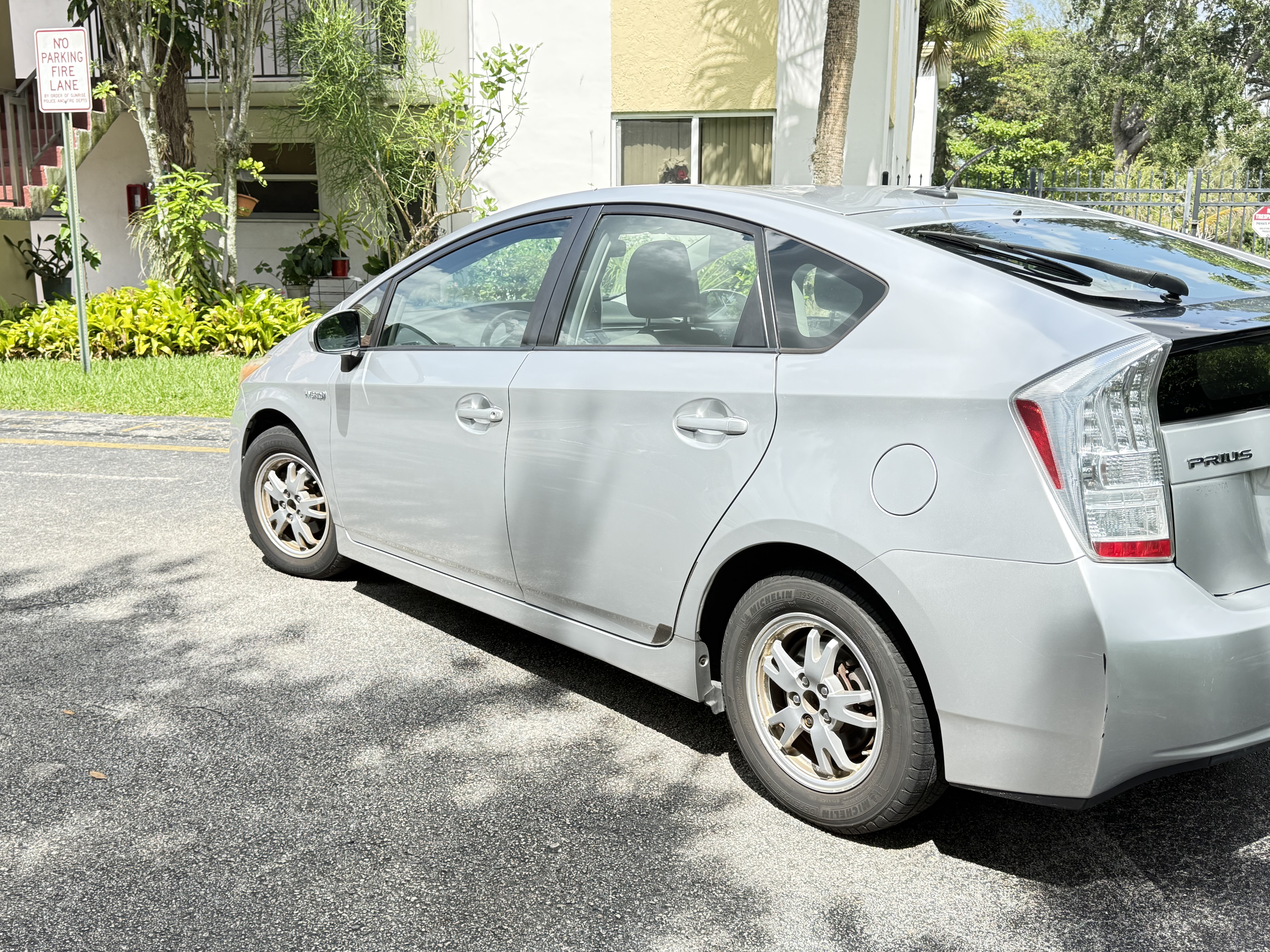 Used 2011 Toyota Prius Two FWD image 9