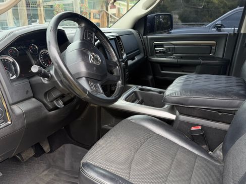 Used 2018 RAM 2500 Big Horn w/ Sport Appearance Group AWD/4WD image 8