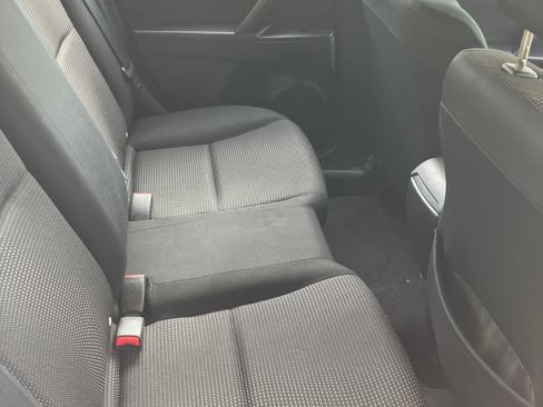 Used 2012 MAZDA MAZDA3 i Sport image 10