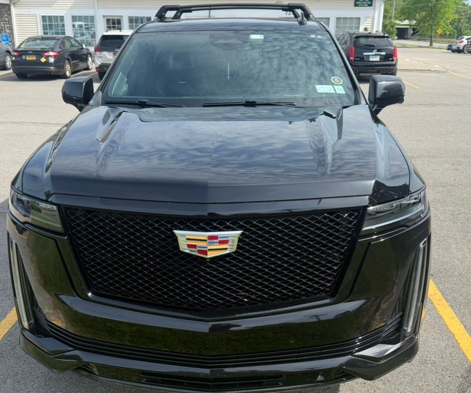 Used 2024 Cadillac Escalade Sport Platinum w/ Heavy-Duty Trailer Package AWD/4WD image 6