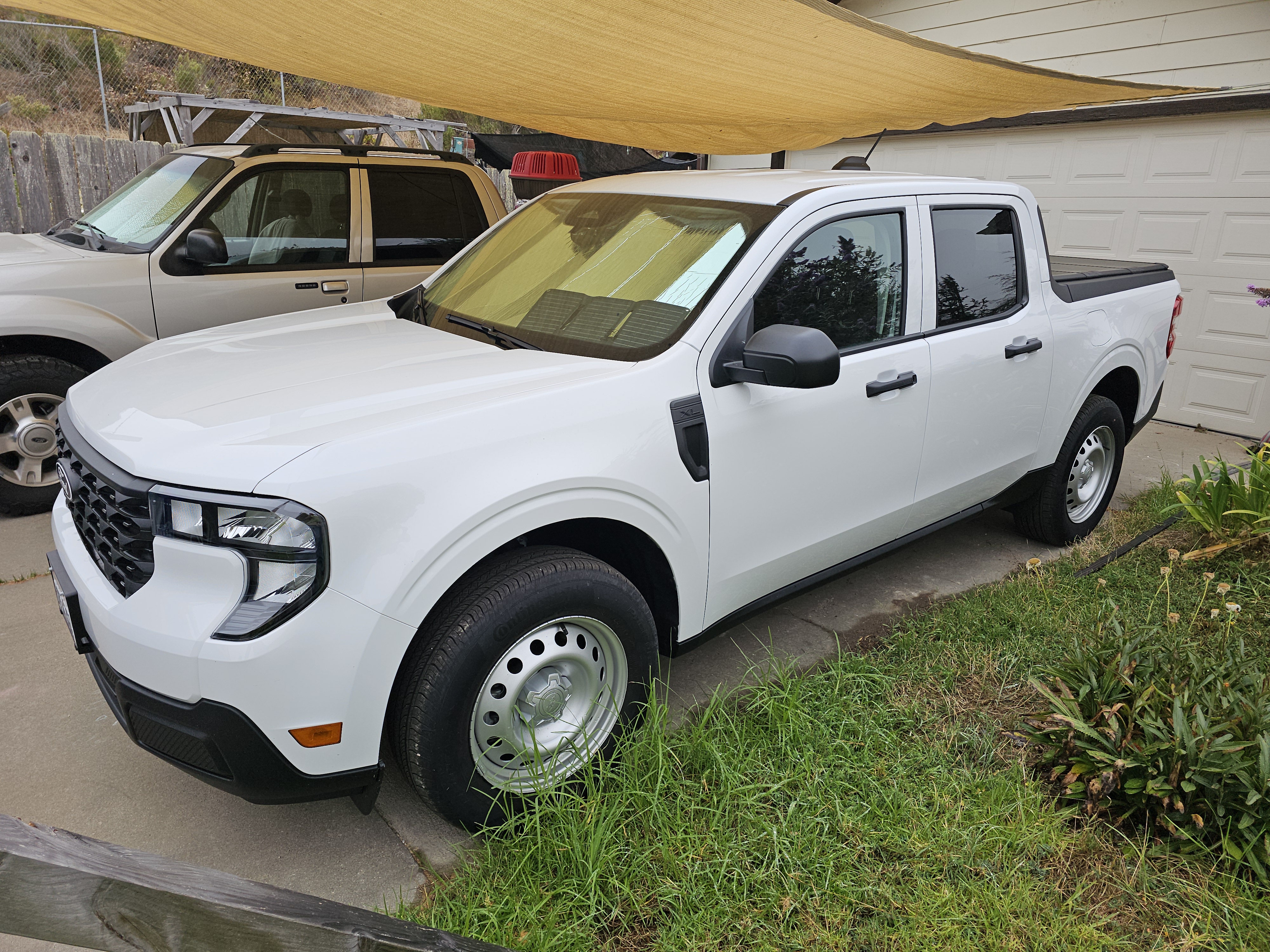Used 2025 Ford Maverick XL w/ 4K Tow Package AWD/4WD image 2